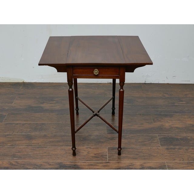 19th Century English Mahogany Drop-Leaf Table with Slender Tapering Legs For Sale - Image 9 of 12