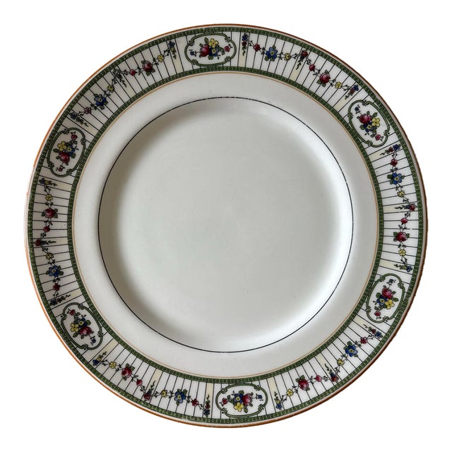 Early 20th Century Royal Doulton Dinner Plates - Set of 12 For Sale