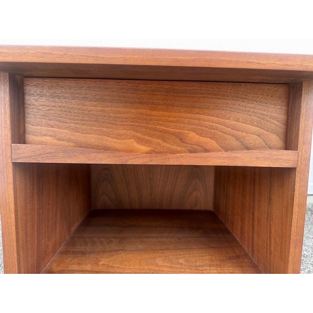 Brown George Nakashima for Widdicomb “Origins Model 215” Nightstand For Sale - Image 8 of 14