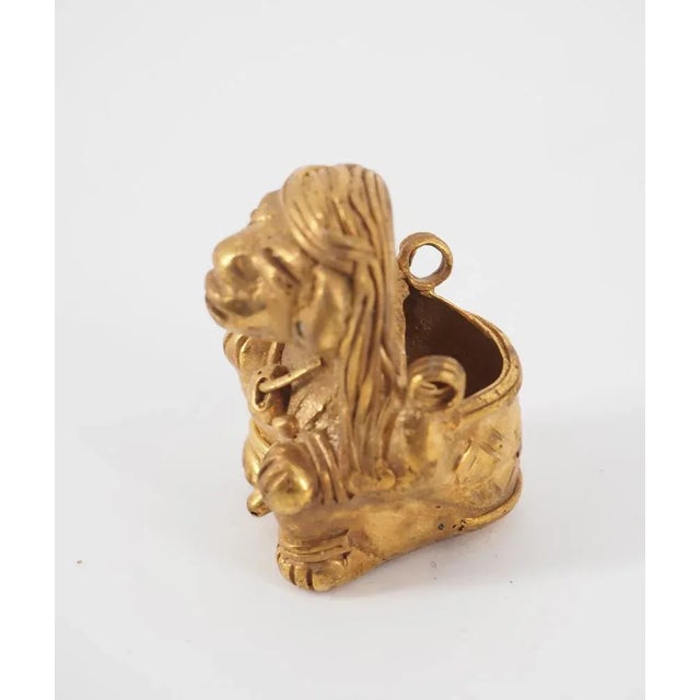 Colombian Taïrona Tumbaga Statuette of Sage For Sale - Image 3 of 9