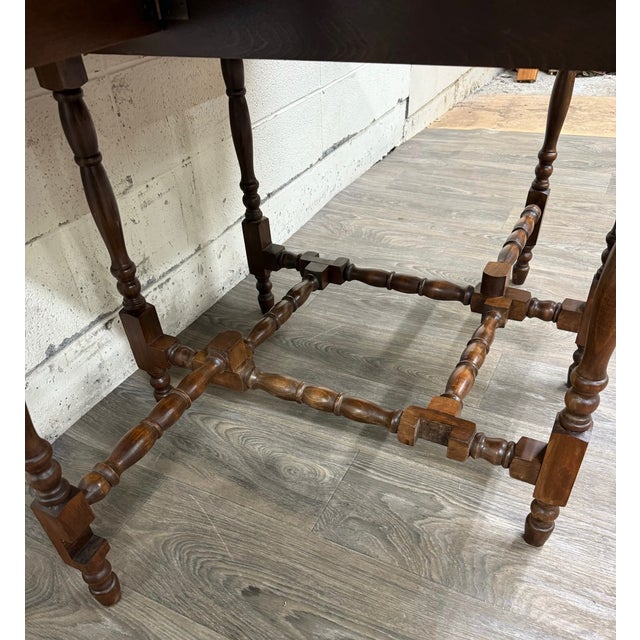 Antique 1920s Colonial Revival Solid Maple Gateleg Drop Leaf Dining Table For Sale - Image 14 of 16