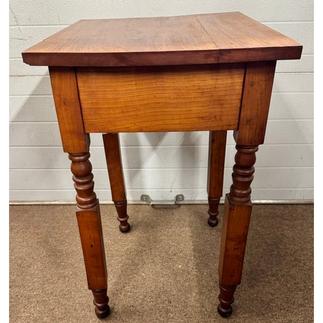 Antique 19th Century Cherry New York State 1 Drawer Stand For Sale - Image 4 of 8