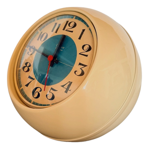 Space Age Italian Table Clock in Cream Plastic, 1970s