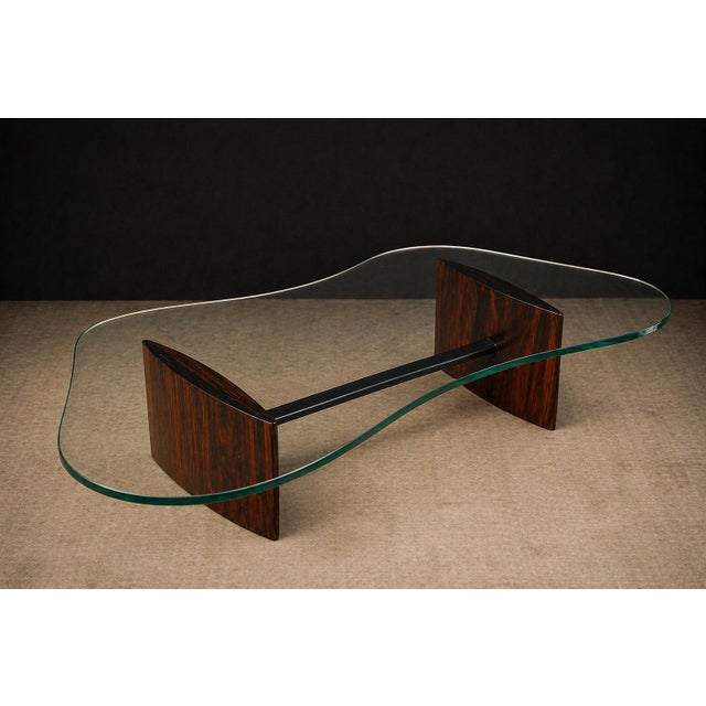 Joaquim Tenreiro Rosewood & Crystal Coffee Table — Organic Form, Brazil, 1960s For Sale In New York - Image 6 of 18