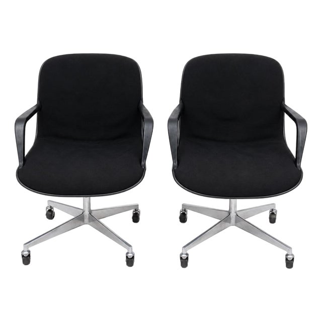 Vintage Steelcase Executive Swivel Chairs, Pair For Sale