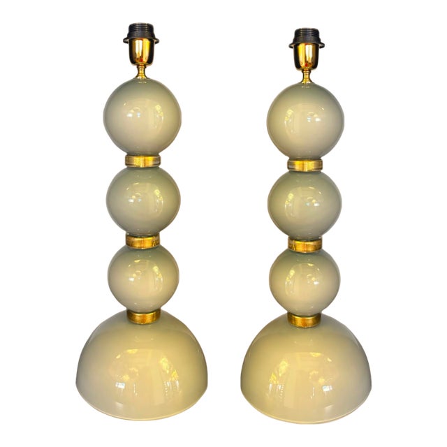 Elegant Pair of Murano Glass & Brass Table Lamps – Gray Spheres With 24k Gold, Murano For Sale