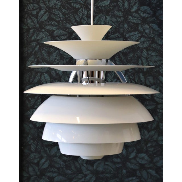 The ph snöboll ceiling lamp is a modern and at the same time timeless ceiling lamp from the renowned designer louis...