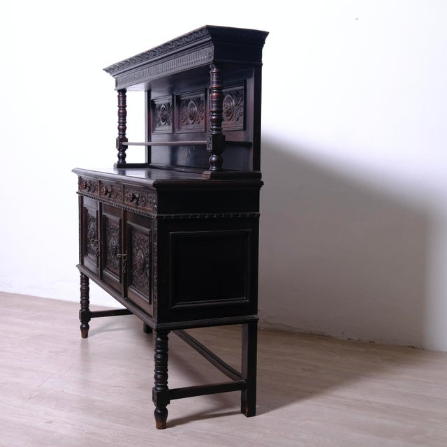 1920s Early 20th Century Renaissance Carved Wooden Sideboard, 1920s For Sale - Image 5 of 18