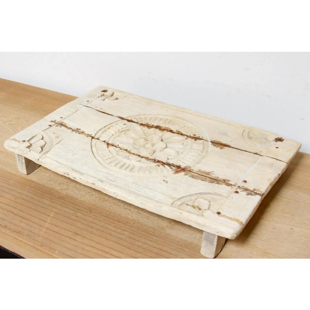 Onge Floral Carved Wood Tray For Sale In Los Angeles - Image 6 of 9