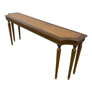 1940s Solid Wood Brown and Gold Neoclassical Console With Gold Acanthus Leaf Details For Sale