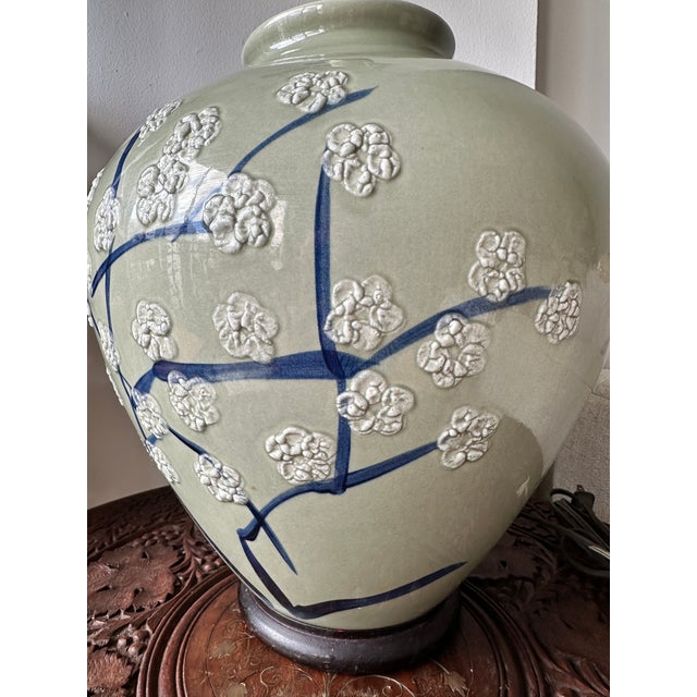 Vintage 23" Celadon Green Ceramic Floral Ginger Jar Table Lamp Chinoiserie For Sale In Miami - Image 6 of 12