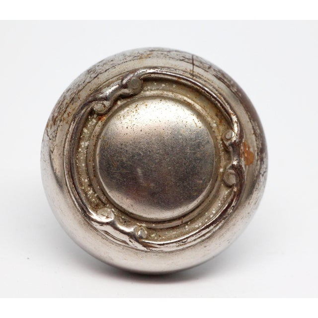 Traditional Pair of Antique 1900s Nickel Passage Door Knobs For Sale - Image 3 of 5