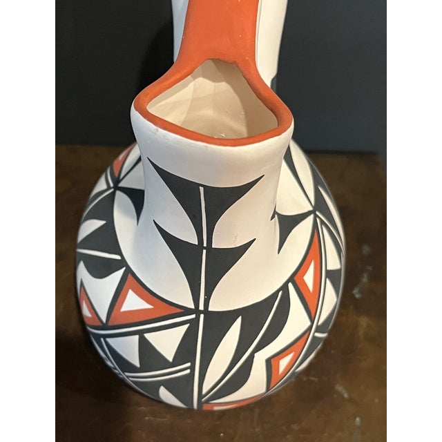 Black Late 20th Century Acoma Pueblo Fine Art Wedding Vase - Hand-Painted Polychrome Pottery 8"x 6" For Sale - Image 8 of 8