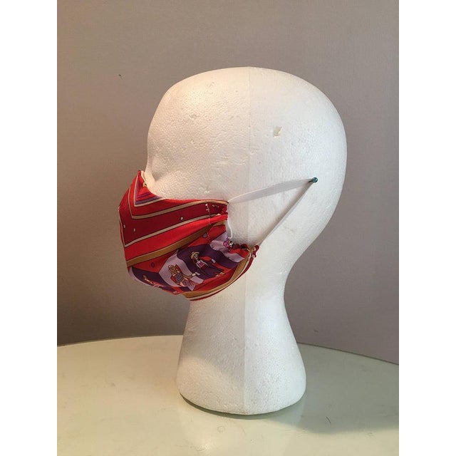Hermes Vintage Handmade Donner La Main Silk Scarf Face Mask For Sale In Philadelphia - Image 6 of 7