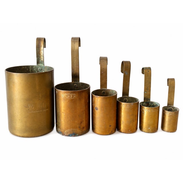 Large Vintage Indian Brass Merchant Measuring Set by Hakamchand Poona, 1890s, Set of 6 For Sale - Image 15 of 15