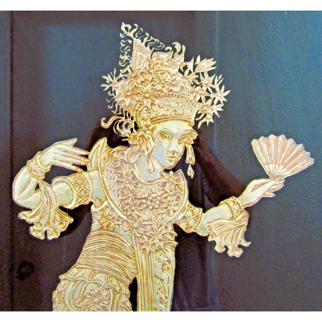 Figurative 1960s Large Sebet Silverman Verre Églomisé Thai Dancer Gold Leaf Sculptural Wall Art For Sale - Image 3 of 11