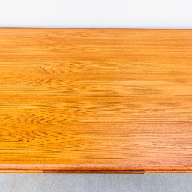 1960s Restored 1960s Danish Modern Teak Draw Leaf Dining Table for 10 Guests For Sale - Image 5 of 12
