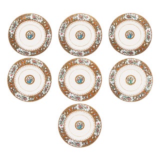 Mid-19th Century Set of Seven Chinese Export Rose Mandarin Porcelain Plates For Sale