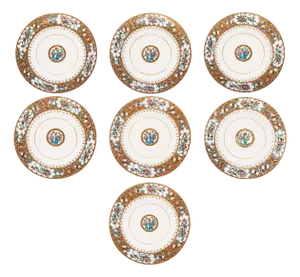 Mid-19th Century Set of Seven Chinese Export Rose Mandarin Porcelain Plates
