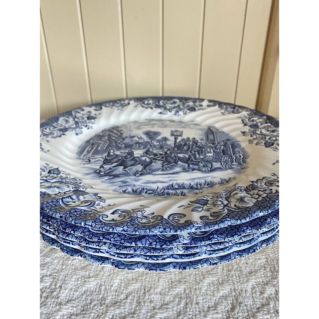 Vintage MCM Johnson Bros Blue Ironstone Coaching Scenes England Dinner Plates -Set 4 For Sale In Phoenix - Image 6 of 7