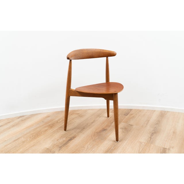 Dining Table and Chairs by Hans Wegner, 1950s, Set of 7 For Sale - Image 10 of 16