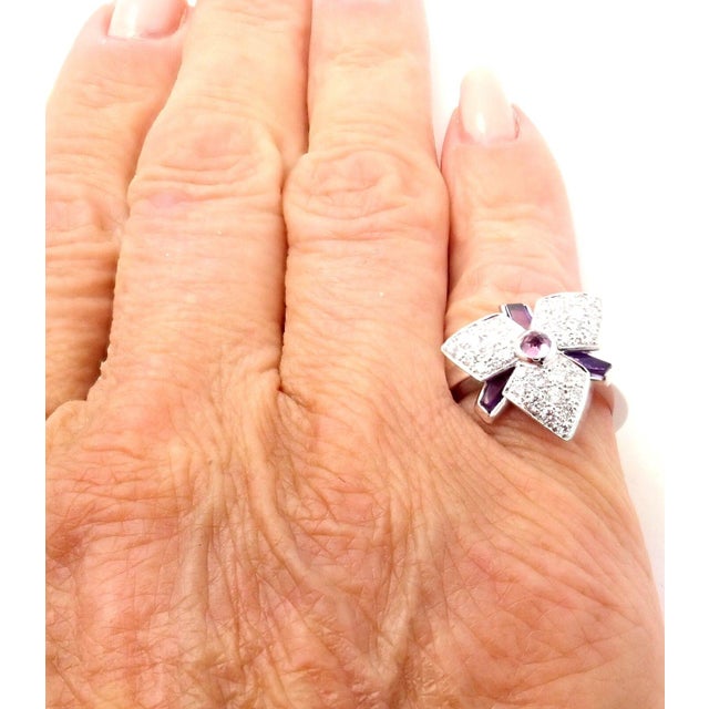 Metal Cartier Caresse D'orchidées Orchid Flower 18k White Gold Diamond Amethyst Ring, size 4.75 For Sale - Image 7 of 8