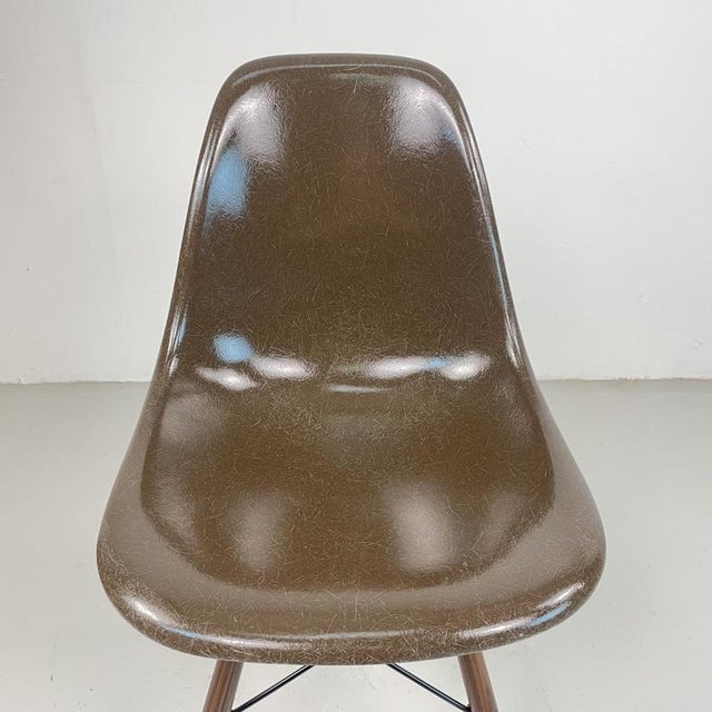 DSW Side Chair by Charles and Ray Eames for Herman Miller, 1960s For Sale - Image 4 of 10