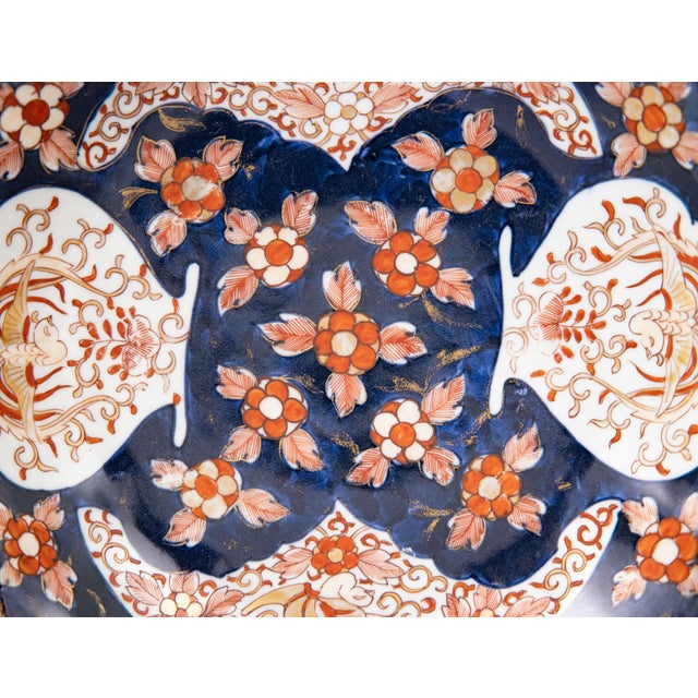 Imari Porcelain 19th Century Japanese Meiji Period Imari Blue Scalloped Chargers Plates - A Pair For Sale - Image 4 of 11