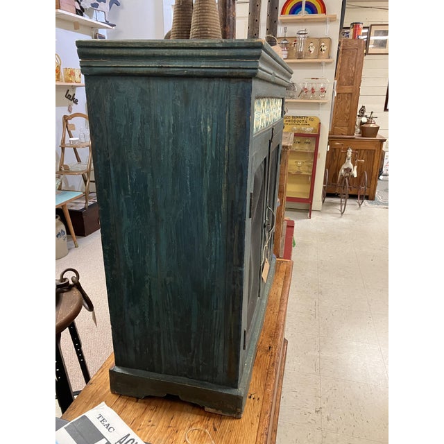 Farmhouse Antique Pie Cabinet With Arts & Crafts Tile and Original Hardware For Sale - Image 3 of 11