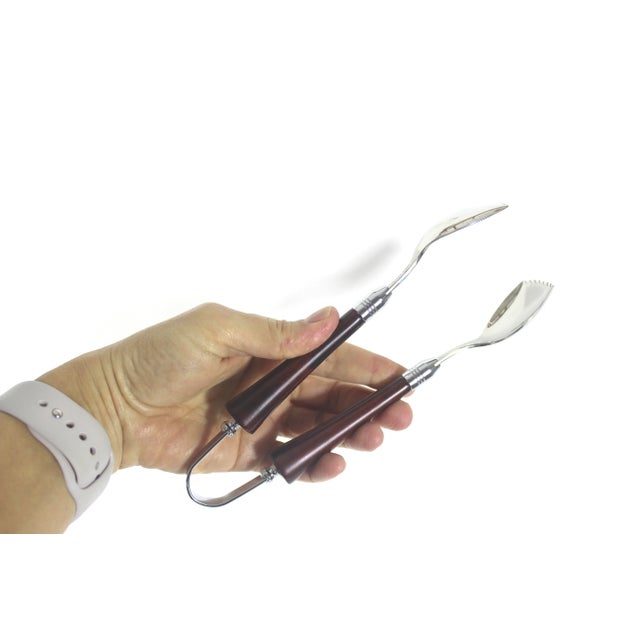 Chrome Vintage Bar Tool Set by Glo-Hill Chrome and Bakelite Cocktail Stir Stick and Ice Tongs- 2 Pieces For Sale - Image 8 of 9