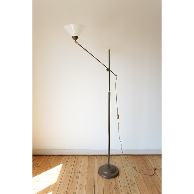 Vintage Floor Lamp in Brass and Glass For Sale - Image 5 of 12