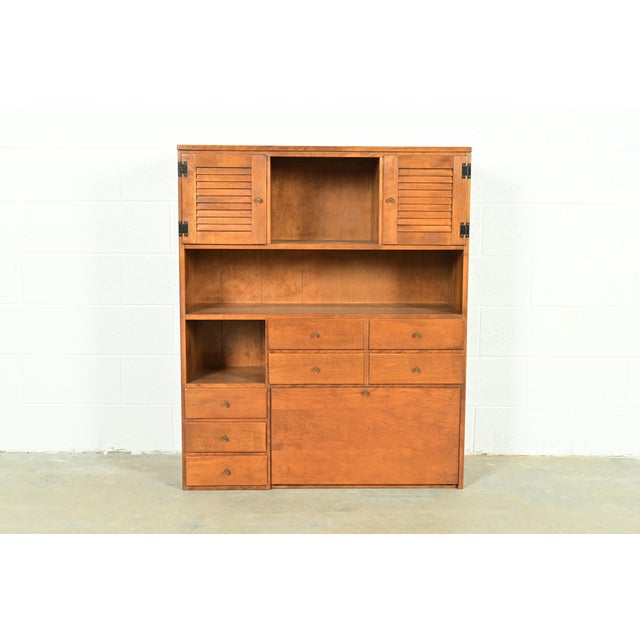 Ethan Allen American Colonial Solid Maple Secretary Desk Hutch Top or Wall Unit, Circa 1970s For Sale - Image 16 of 16