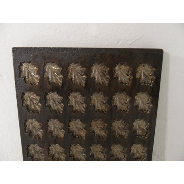 Vintage Metal Chocolat Mold, 1950s, in Very Good conditions. Designed 1950 to 1959