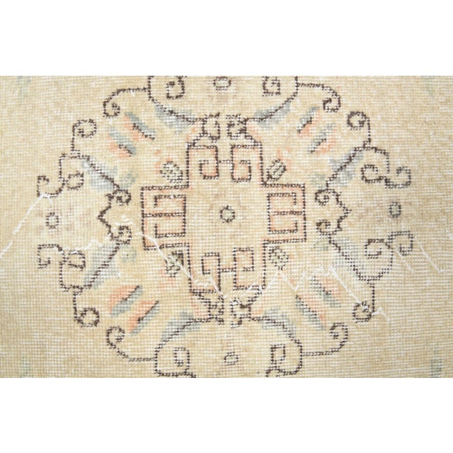 1970s Turkish Oushak Handmade Wool Cotton Beige Area Rug For Sale - Image 4 of 9