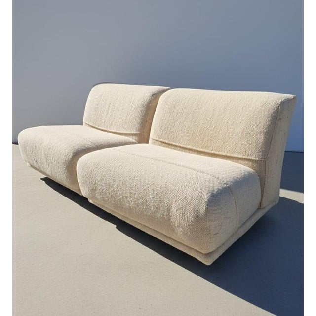 Vintage Lounge Chairs by Giovanni Offredi for Saporiti Italia, 1970s, Set of 2, in Good conditions. Designed 1970 to 1979...