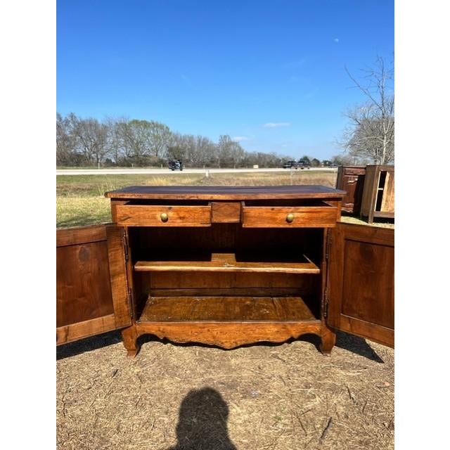 18th Century French Provinciale Louis XV Solid Walnut Sideboard / Buffet For Sale - Image 17 of 17