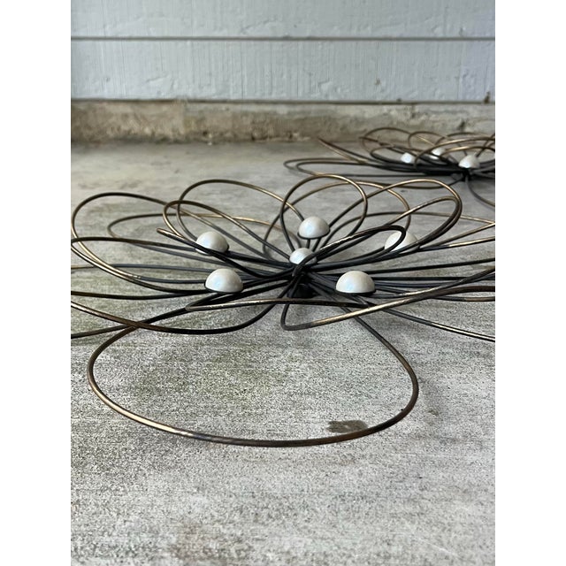 2010s Contemporary Mid-Century Style Set of 3 Gold & Black Faux Pearl Wire Flower Wall Hangings For Sale - Image 5 of 10