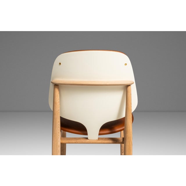 Rare Set of Four (4) Mid-Century Modern Multi-Colored Dining Chairs by Elliots of Newbury After Arne Vodder, England, C. 1960's For Sale In Orlando - Image 6 of 15