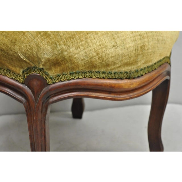 Early 20th Century Antique Victorian Carved Mahogany Green Mohair Fabric Round Footstool Ottoman For Sale - Image 5 of 11