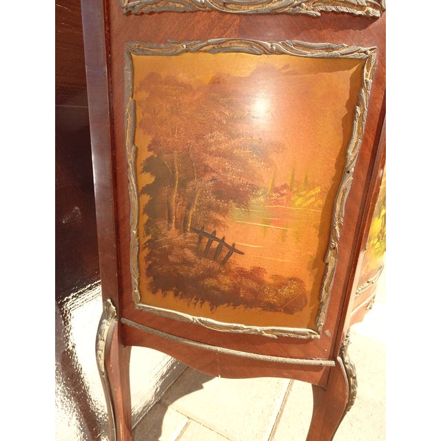 Vintage French Louis XV Vitrine Brass Curio Display Cabinet Made in Spain #2 For Sale - Image 12 of 16