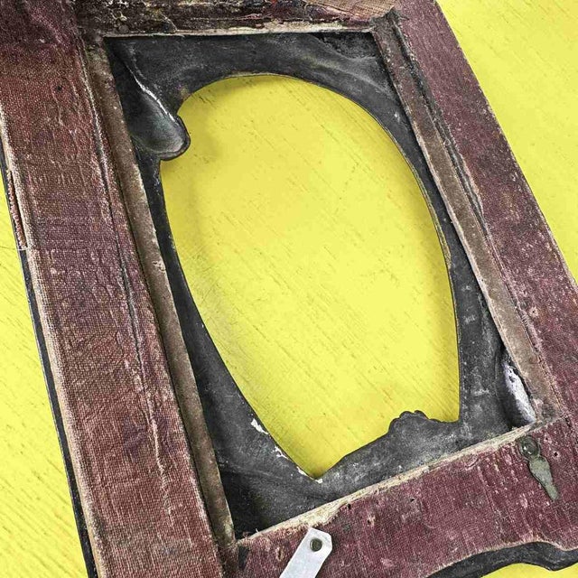 Art Nouveau Photo Frame in Bronze, 1900s For Sale - Image 9 of 10