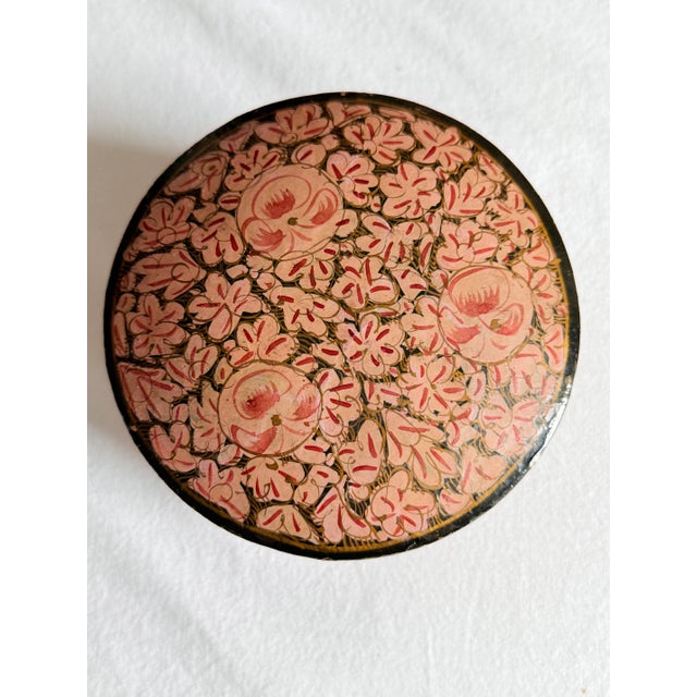Indian Vintage 1970s Kashmiri Papier Mâché Floral Trinket Box Black Pink and Gold For Sale - Image 3 of 11