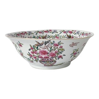 Vintage Chinese Famille Rose Porcelain Decorative Bowl For Sale