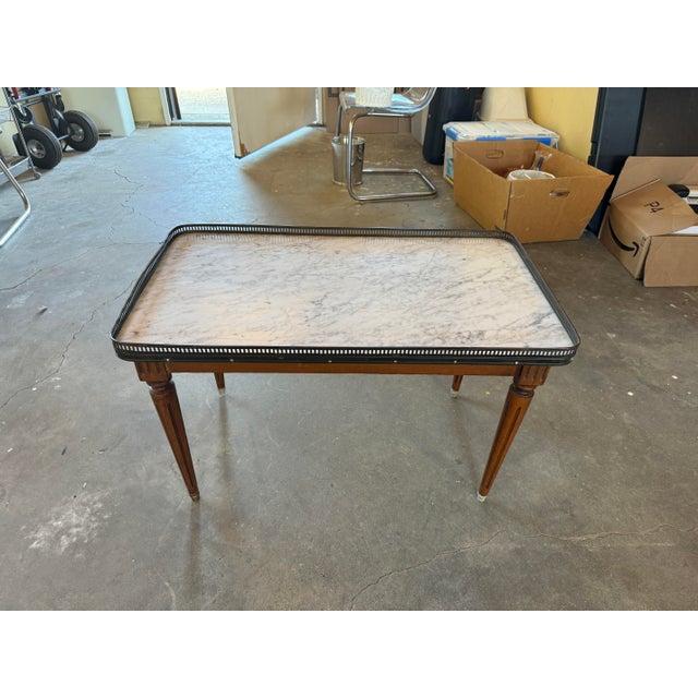 1920s Louis XVI Marble & Mahogany Side/Coffee Table For Sale In Los Angeles - Image 6 of 8