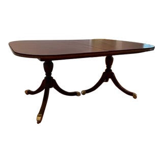 Vintage Councill Traditional Chippendale Style Mahogany Extension Dining Table For Sale