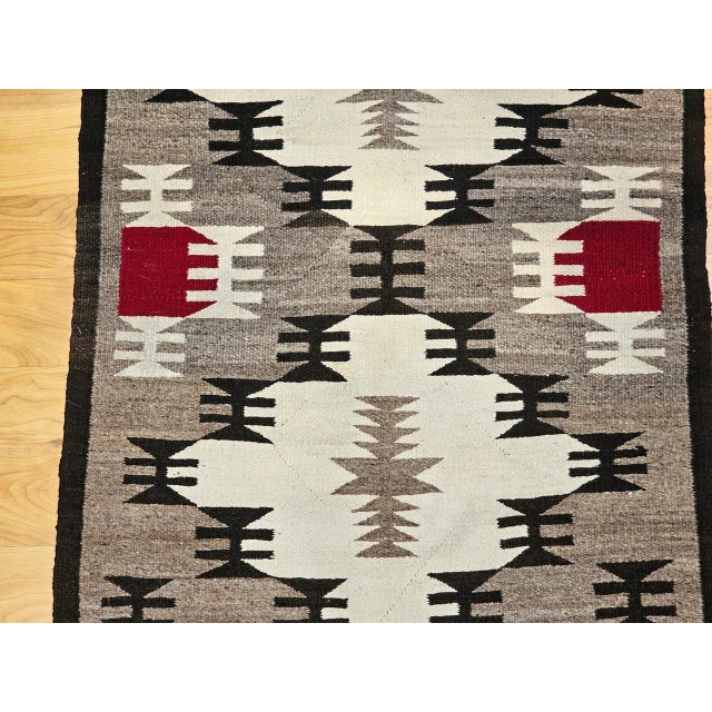 Textile Vintage Native American Navajo Rug, Handwoven Wool, Allover Pattern, Ivory & Gray, 3x4 For Sale - Image 7 of 13