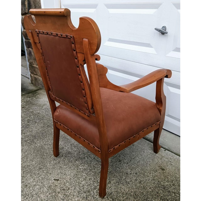 Rare Antique Victorian Carved Oak & Leather Throne Armchair With Matching Ottoman For Sale In Raleigh - Image 6 of 12
