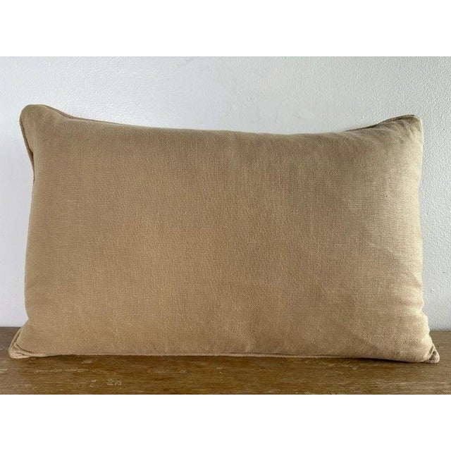 Early 21st Century Pair of Cowan & Tout Printed Pillows For Sale - Image 5 of 6