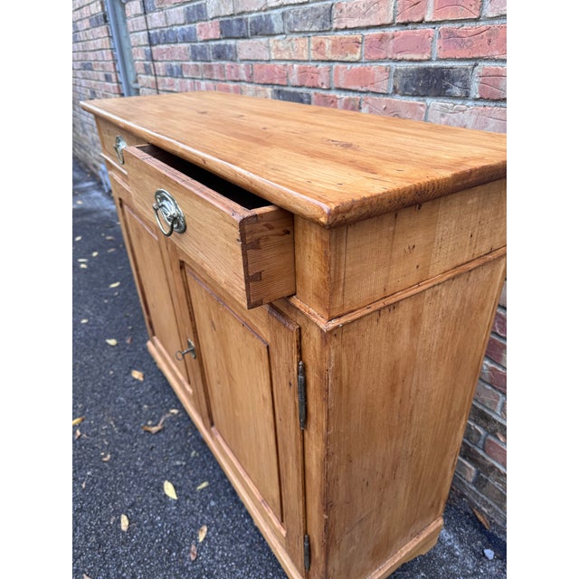 English 19th Century English Pine Cupboard For Sale - Image 3 of 12