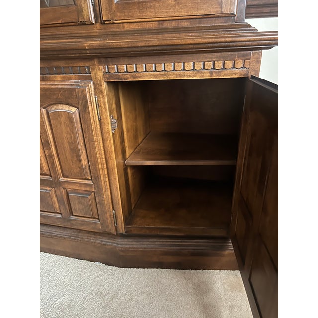 Wood Ethan Allen China Cabinet Vintage Georgian For Sale - Image 7 of 9